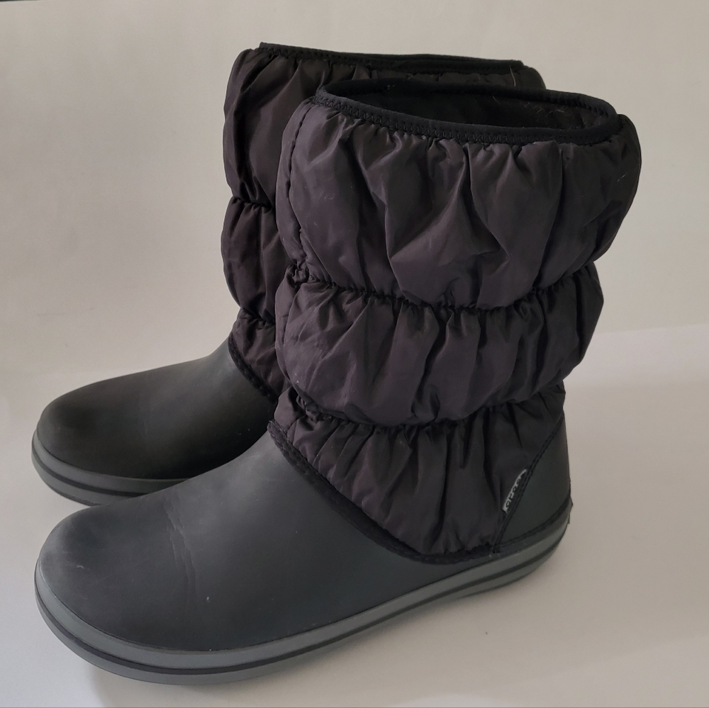 Crocs winter boots Womens Size 10 Black